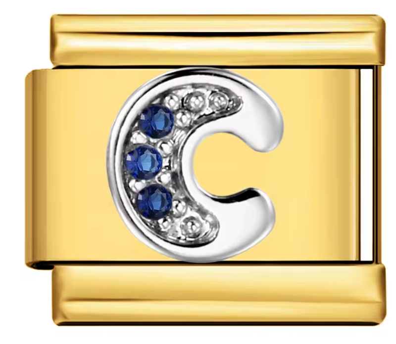 Letra C Plateada con Brillos Azules sobre charm Dorado